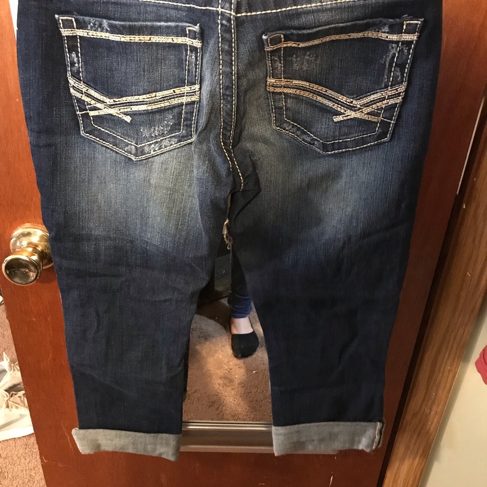 Buckle brand capris
